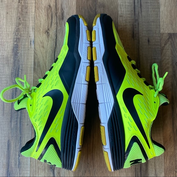 2012 Nike Free Xilla TR Volt Sneakers - Picture 3 of 6